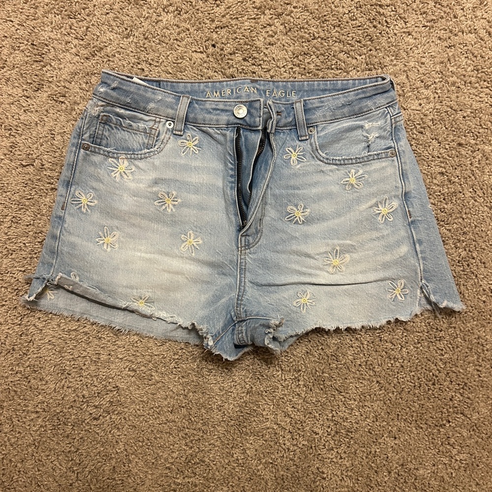 American Eagle Outfitters Blue Jean Shorts embroidered flowers